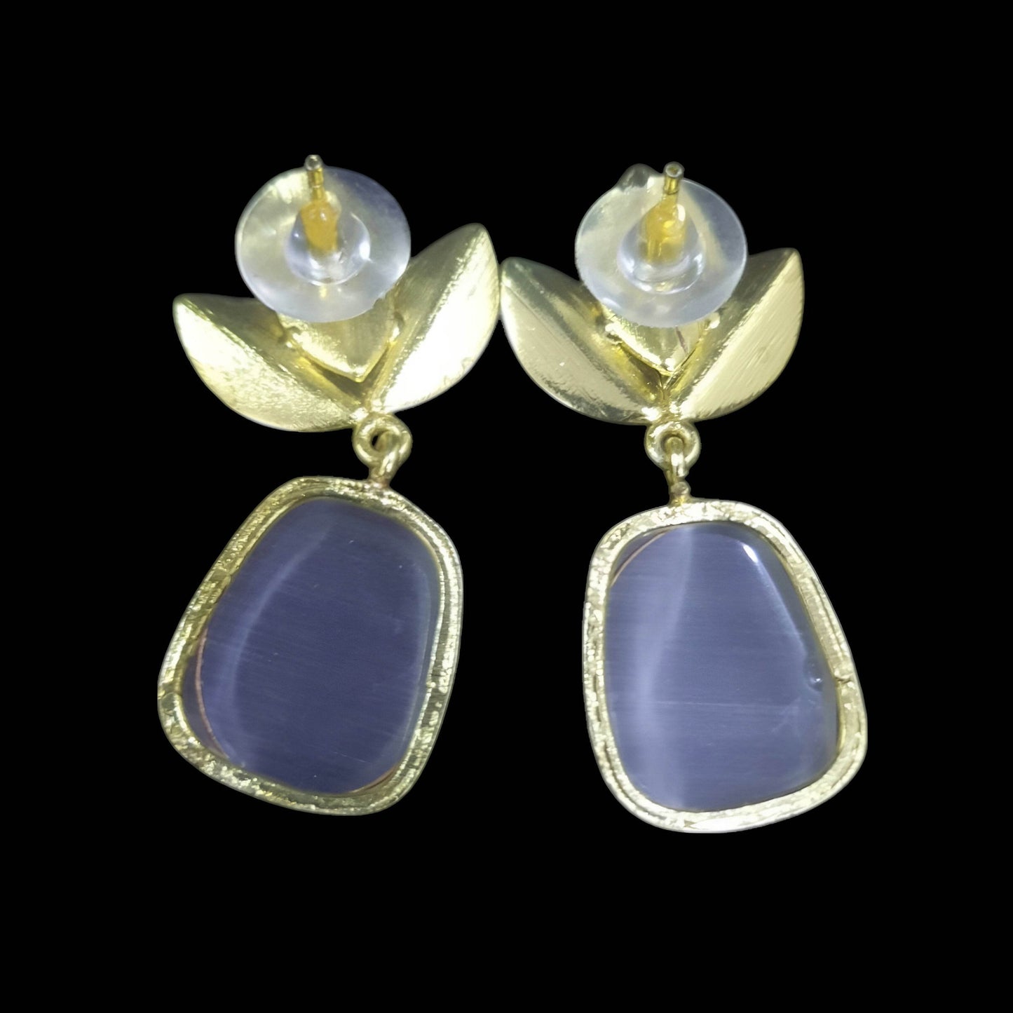 Amber stone leaf design earrings featuring gold accents and unique textured stones