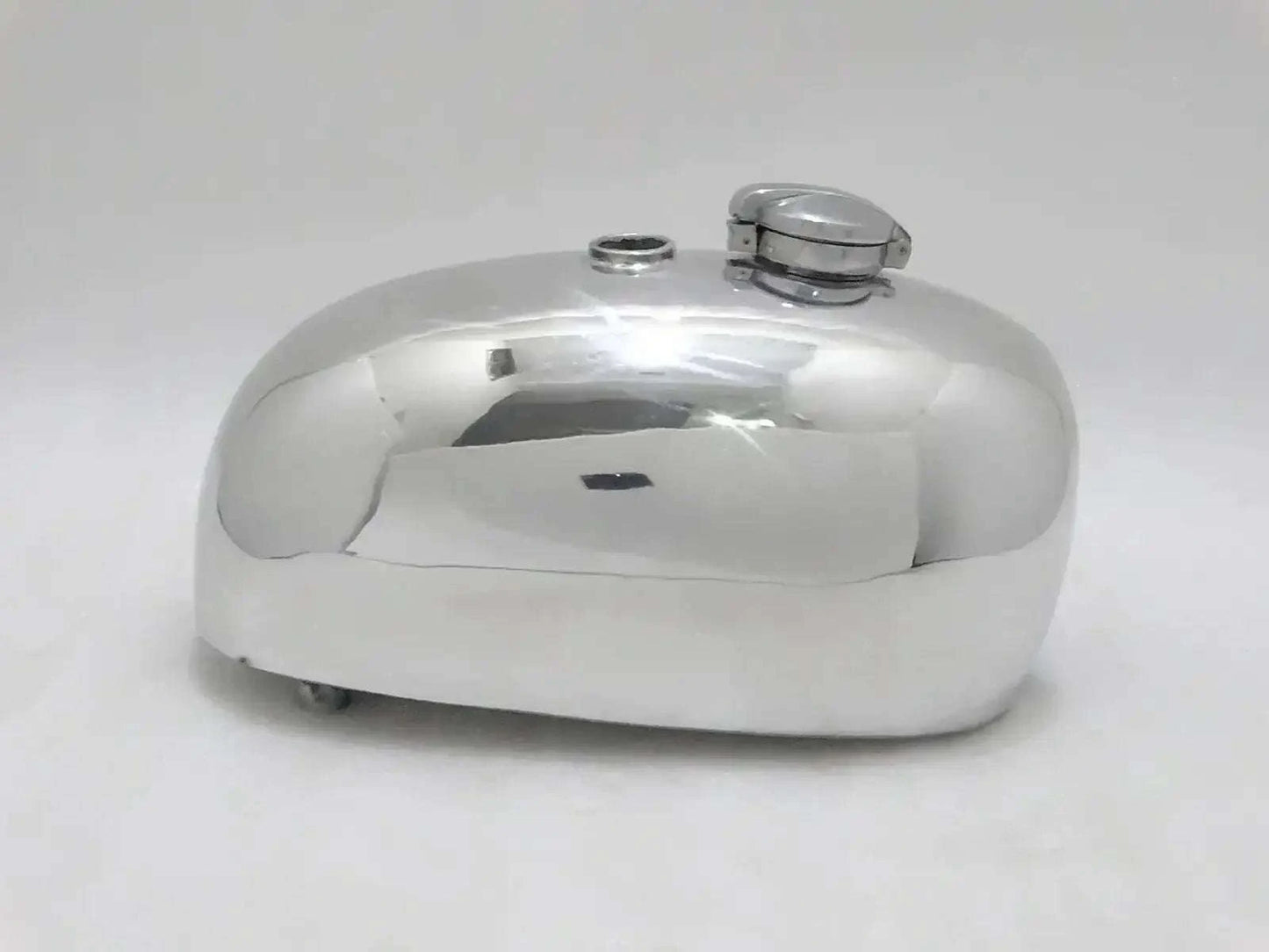Bsa B44 441 "VICTOR" Alloy Gas Fuel Tank With Monza Cap - StellerGear