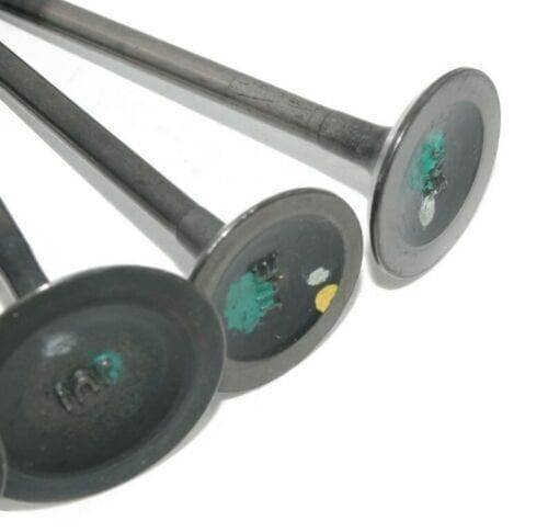 Duke 200 motorcycle valve set with precision-engineered components for optimal performance