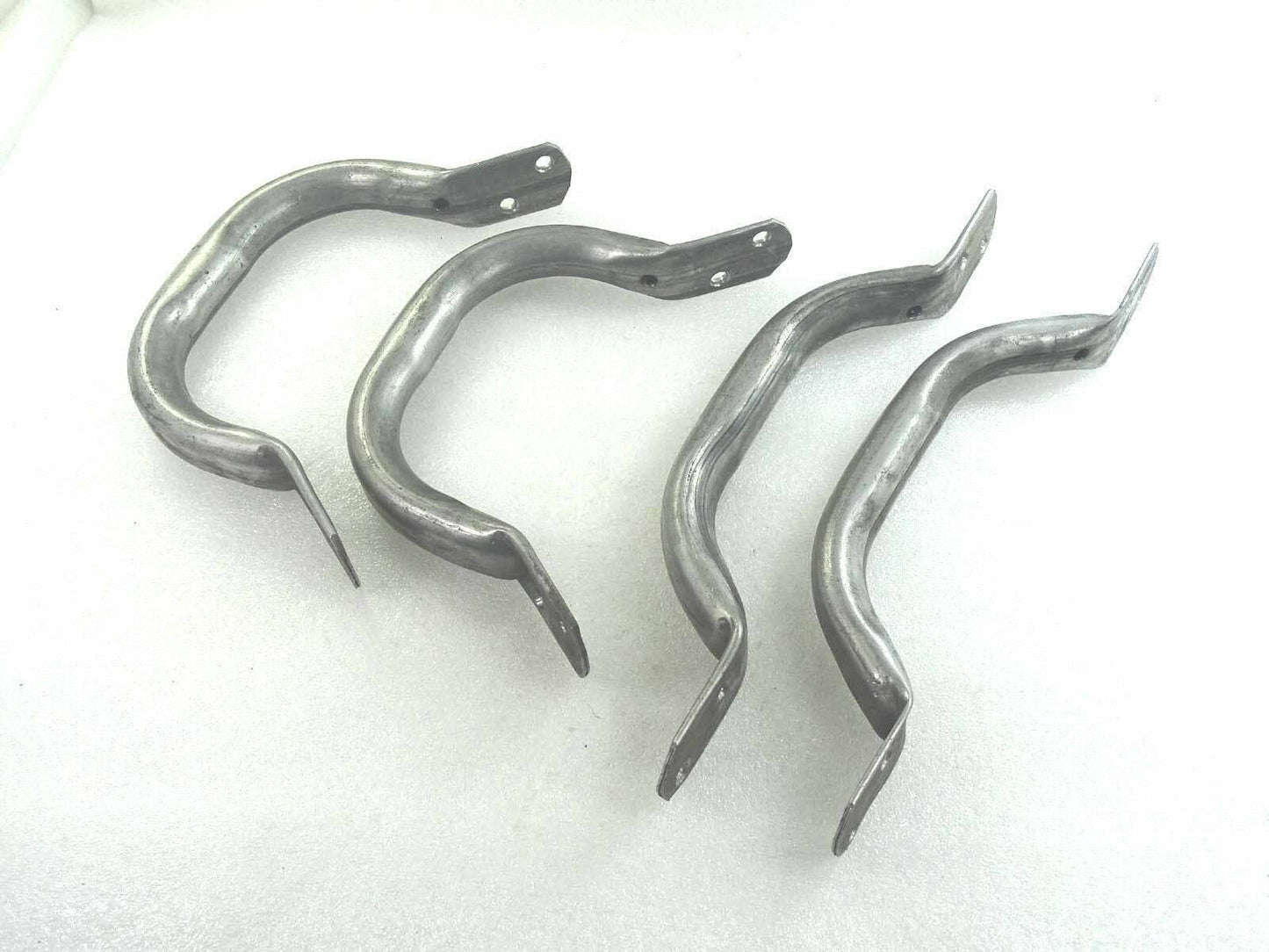 Ford Jeep Willys lift handle set made of durable metal for easy vehicle accessibility