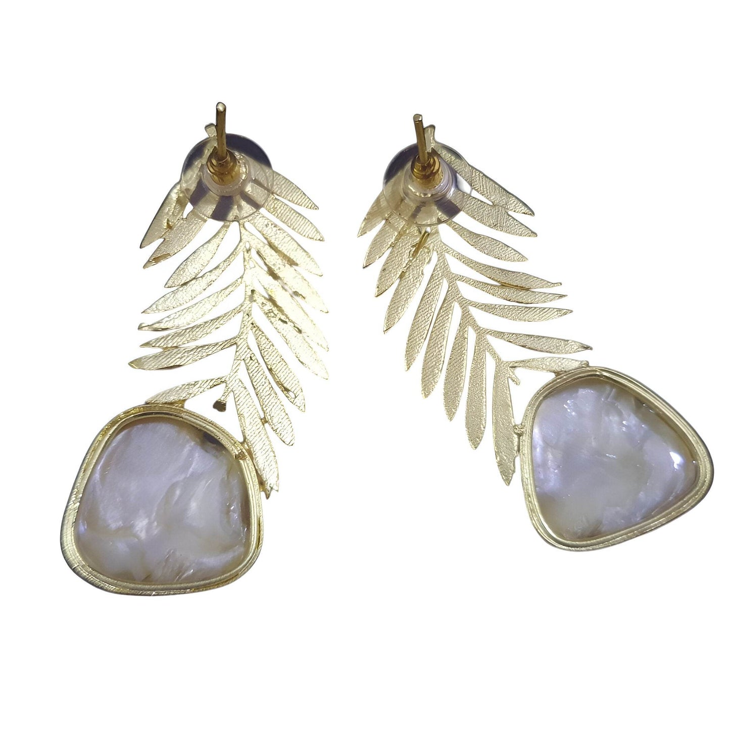 Gold-plated palm leaf earrings featuring a stylish design with mother-of-pearl accents