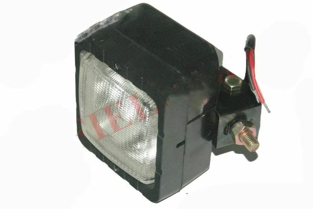 Square halogen glass work lamp with a durable casing and wiring for industrial use, features halogen lamp bulb