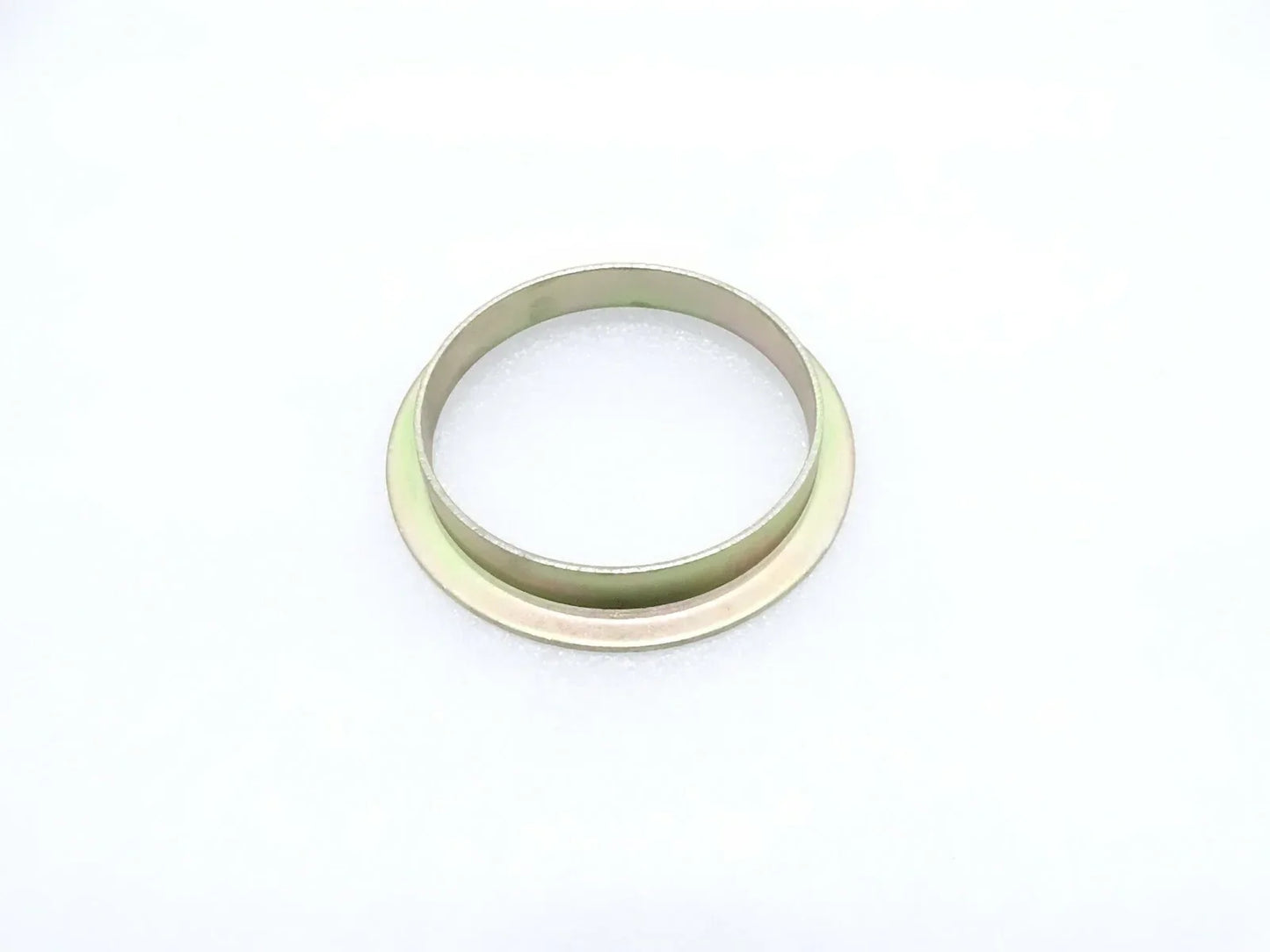 Metal hub sleeve ring, circular with light green outer edge