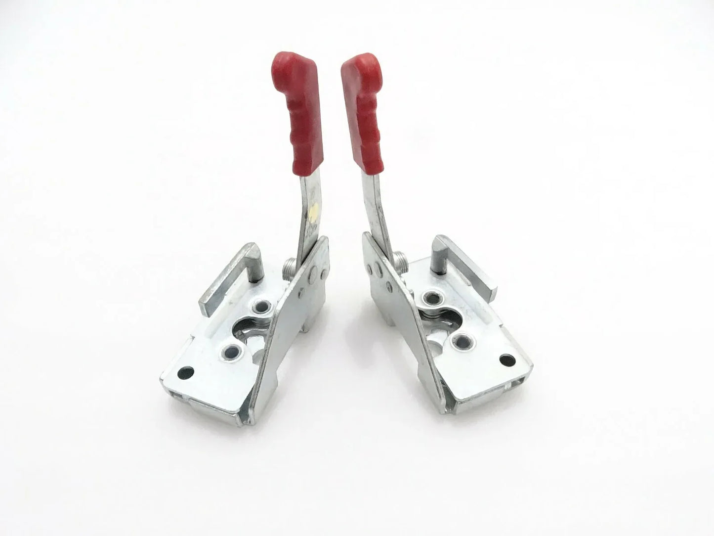 JCB latch lock set in steel with ergonomic handles, designed for right and left applications