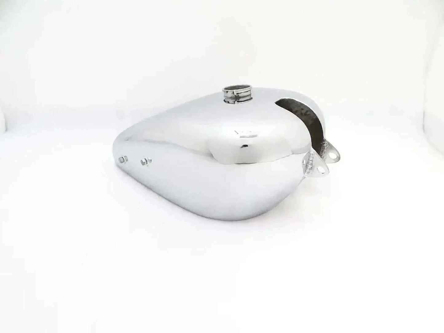 LEVIS 1938-1939 MODEL CHROME PETROL TANK (REPRODUCTION) - StellerGear
