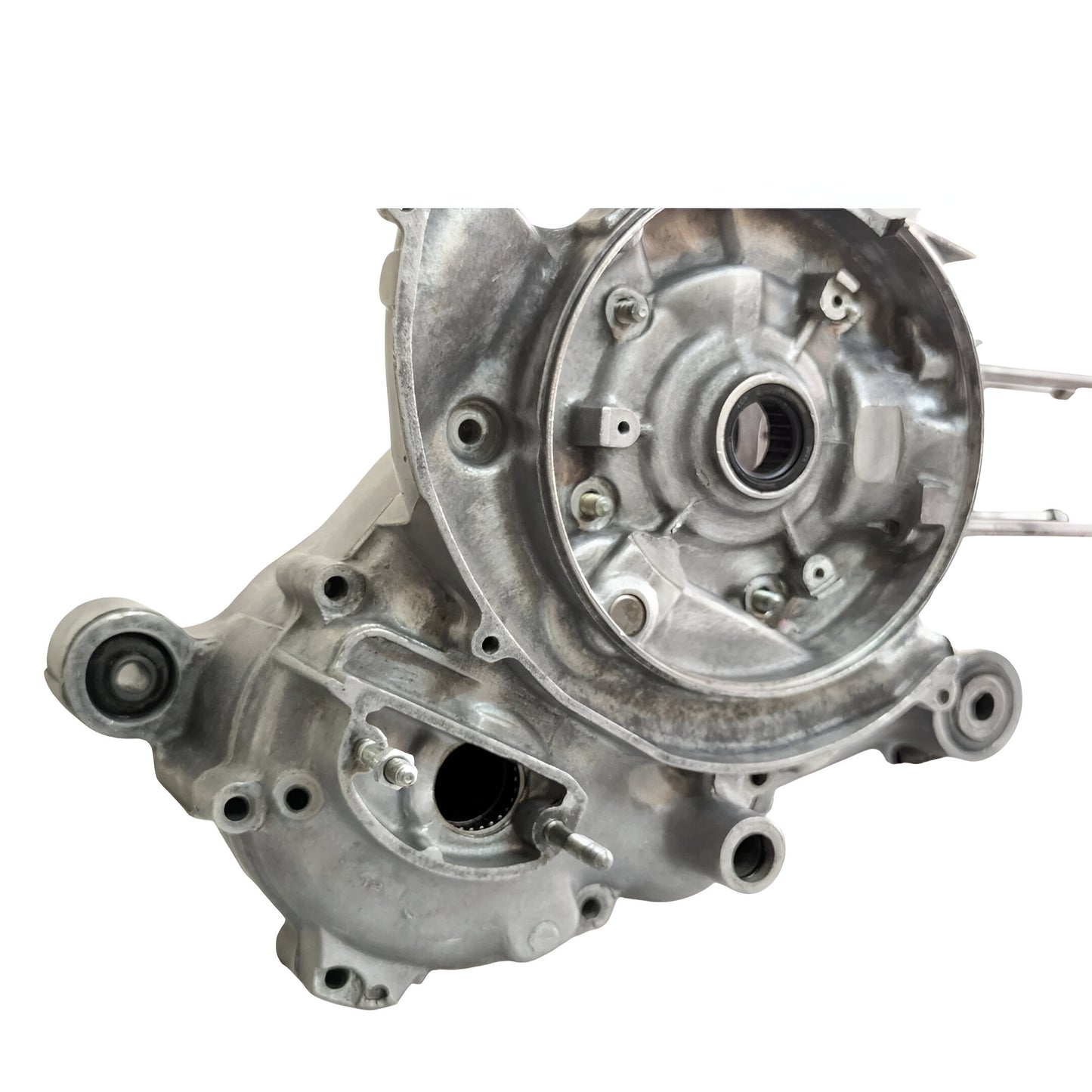 LML Reed Valve Engine Casing with Precision Engineering for Enhanced Performance and Durability