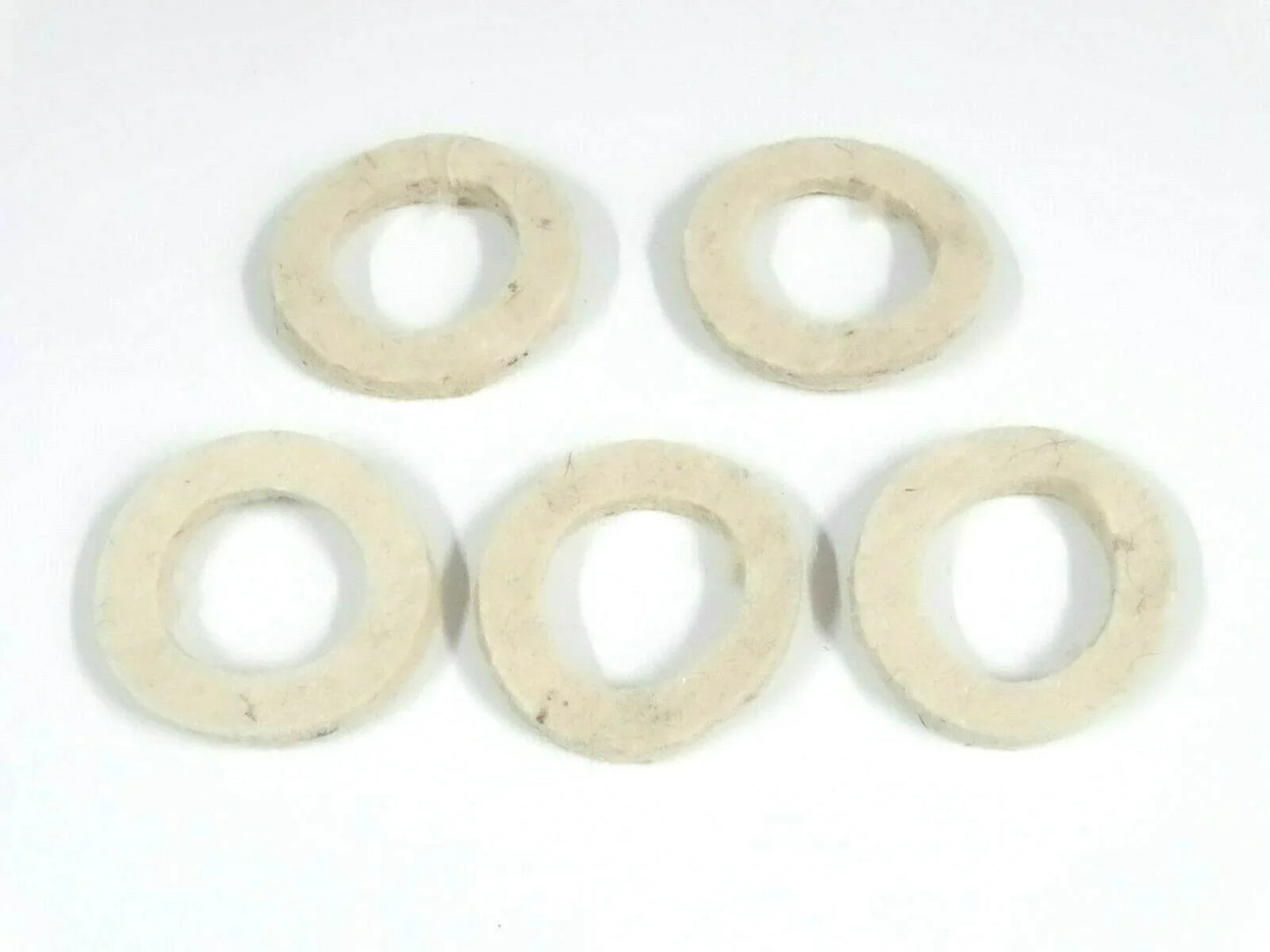 Five felt dust seals for Massey Ferguson 135 tractor, durable and designed for reliable dust protection