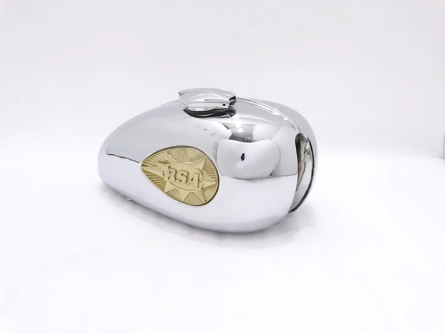 BSA A65 2 GALLON CHROME FUEL TANK 1968-69 US SPECIFICATIONS +BADGES,CAP - StellerGear