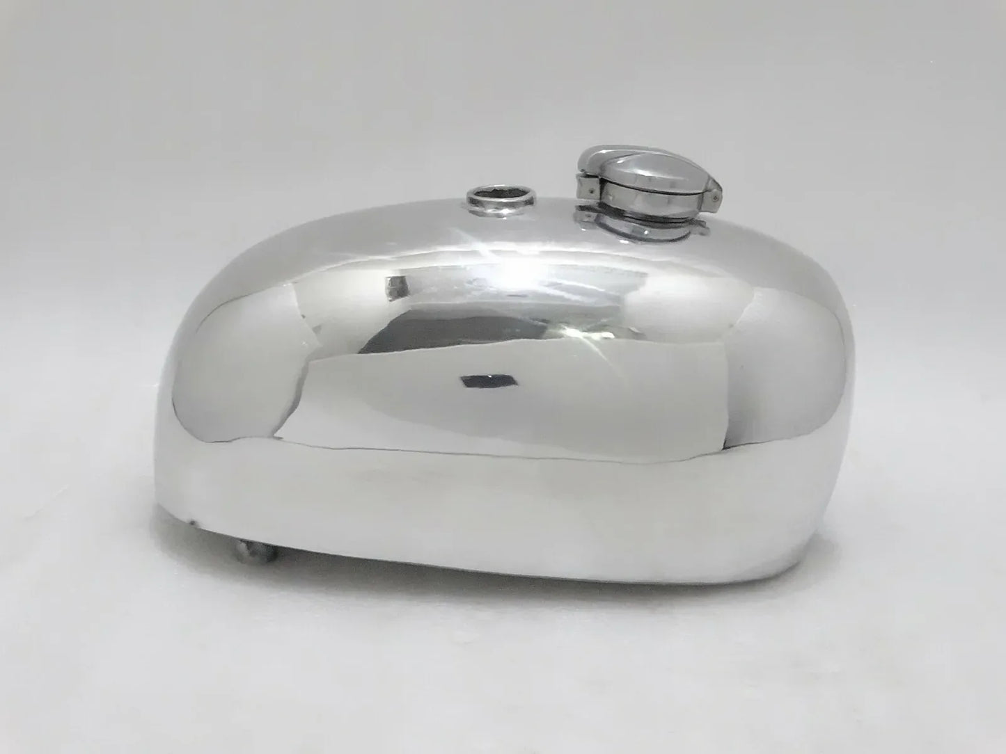 Bsa B44 441 "VICTOR" Alloy Gas Fuel Tank With Monza Cap - StellerGear