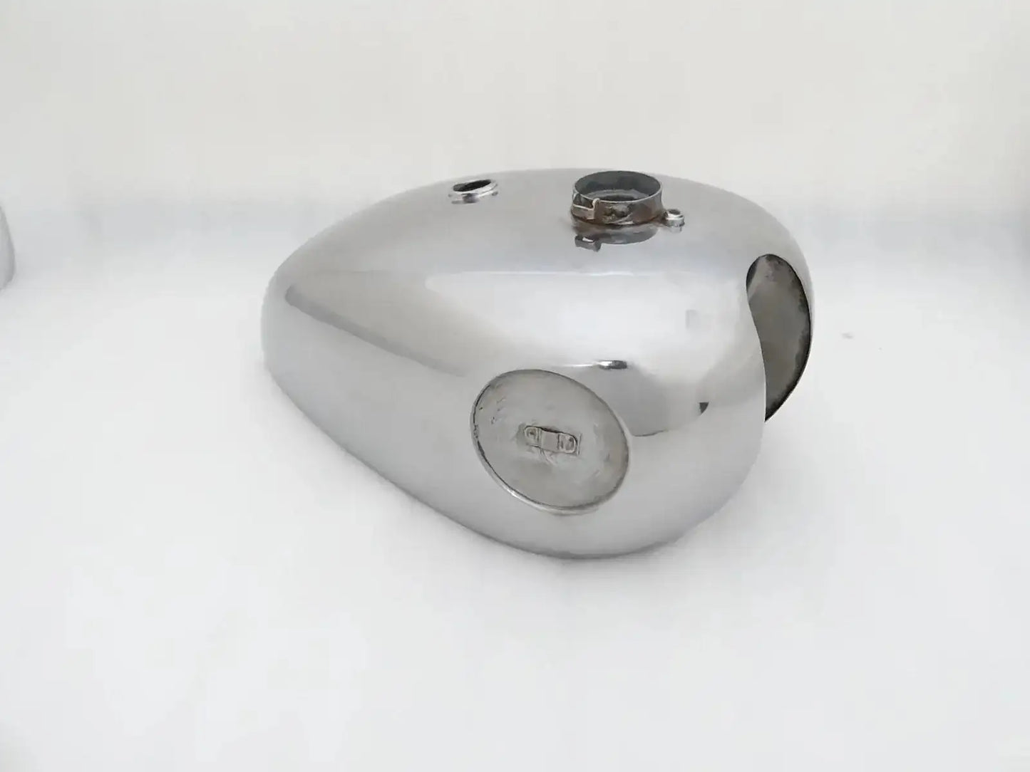 BSA GOLDSTAR POLISHED RAW STEEL PETROL TANK - StellerGear