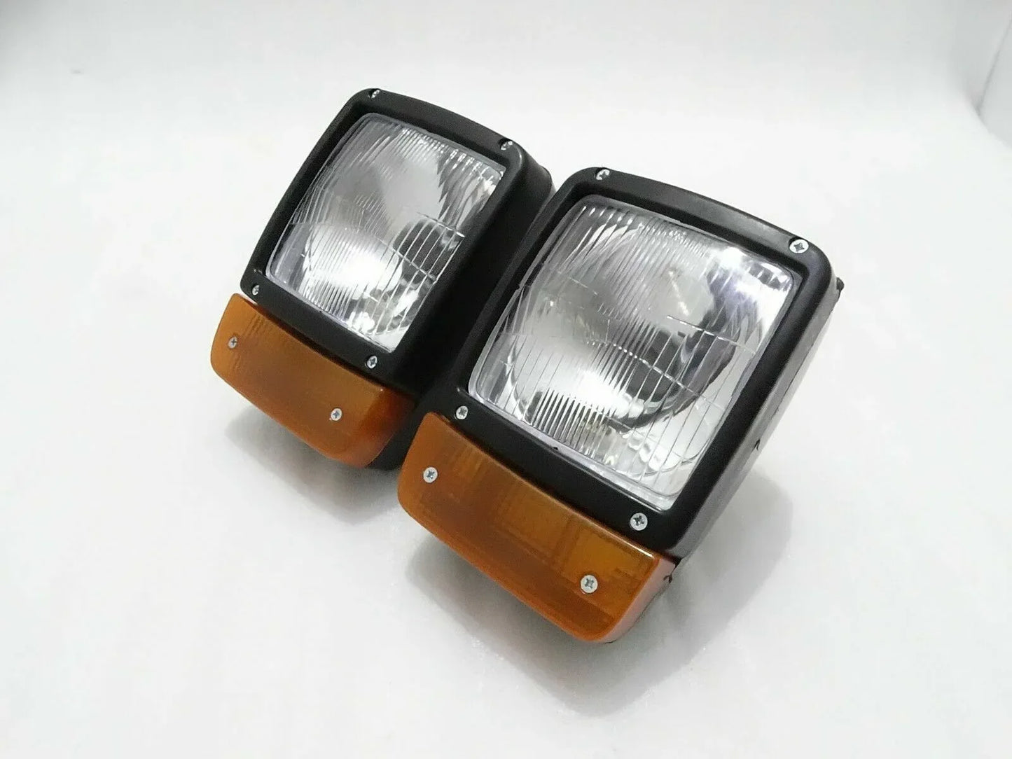 JCB BACKHOE DUMPERS FRONT HEADLIGHT WITH H4 BULB & INDICATOR ASSEMBLY PAIR - StellerGear