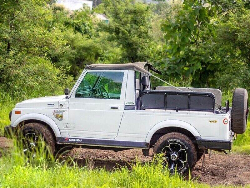 Samurai Targa bikini top designed for off-road vehicles for enhanced outdoor experience