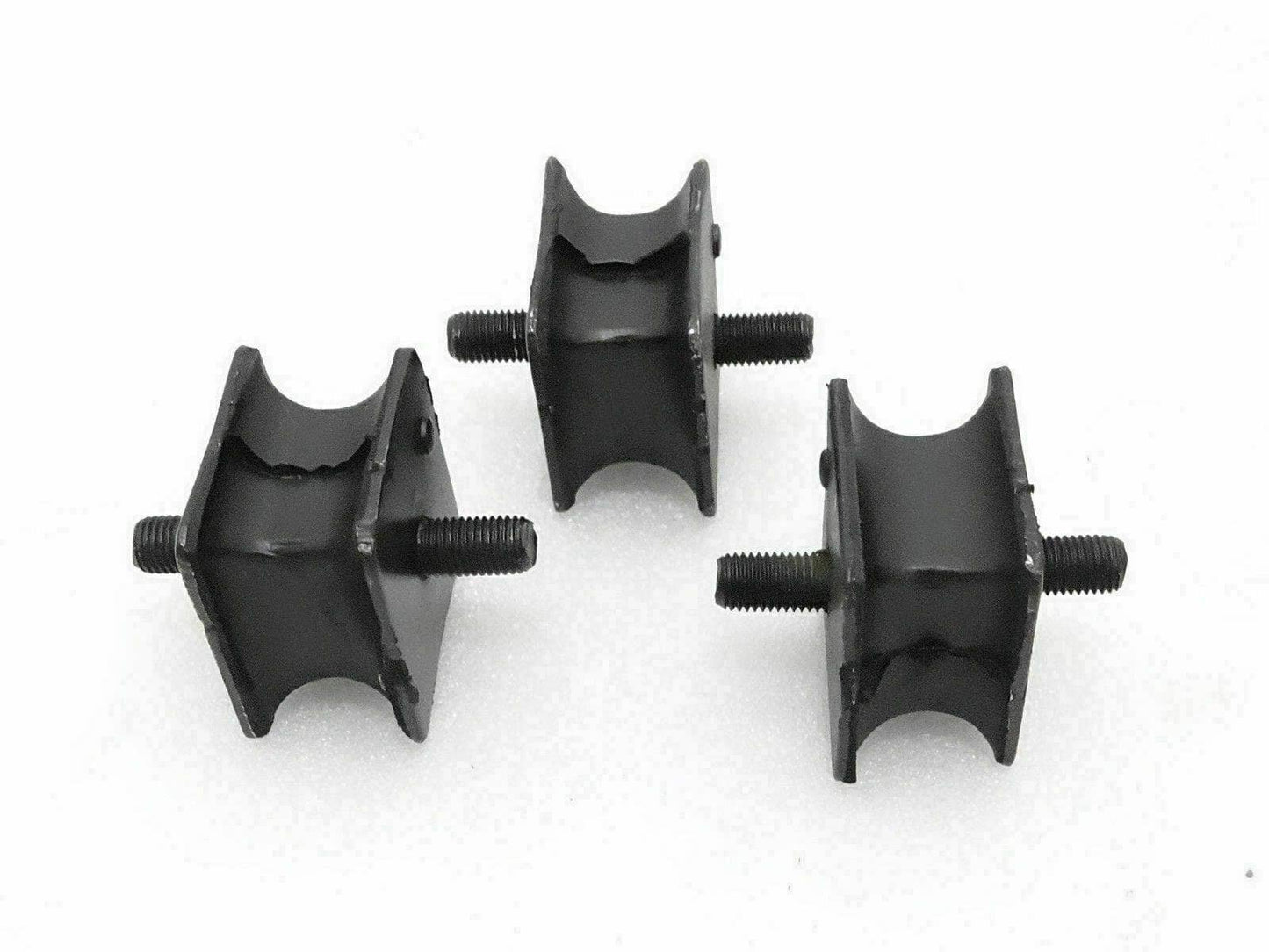 Suzuki SJ413 gear case mount set with three durable mounts for secure transmission installation