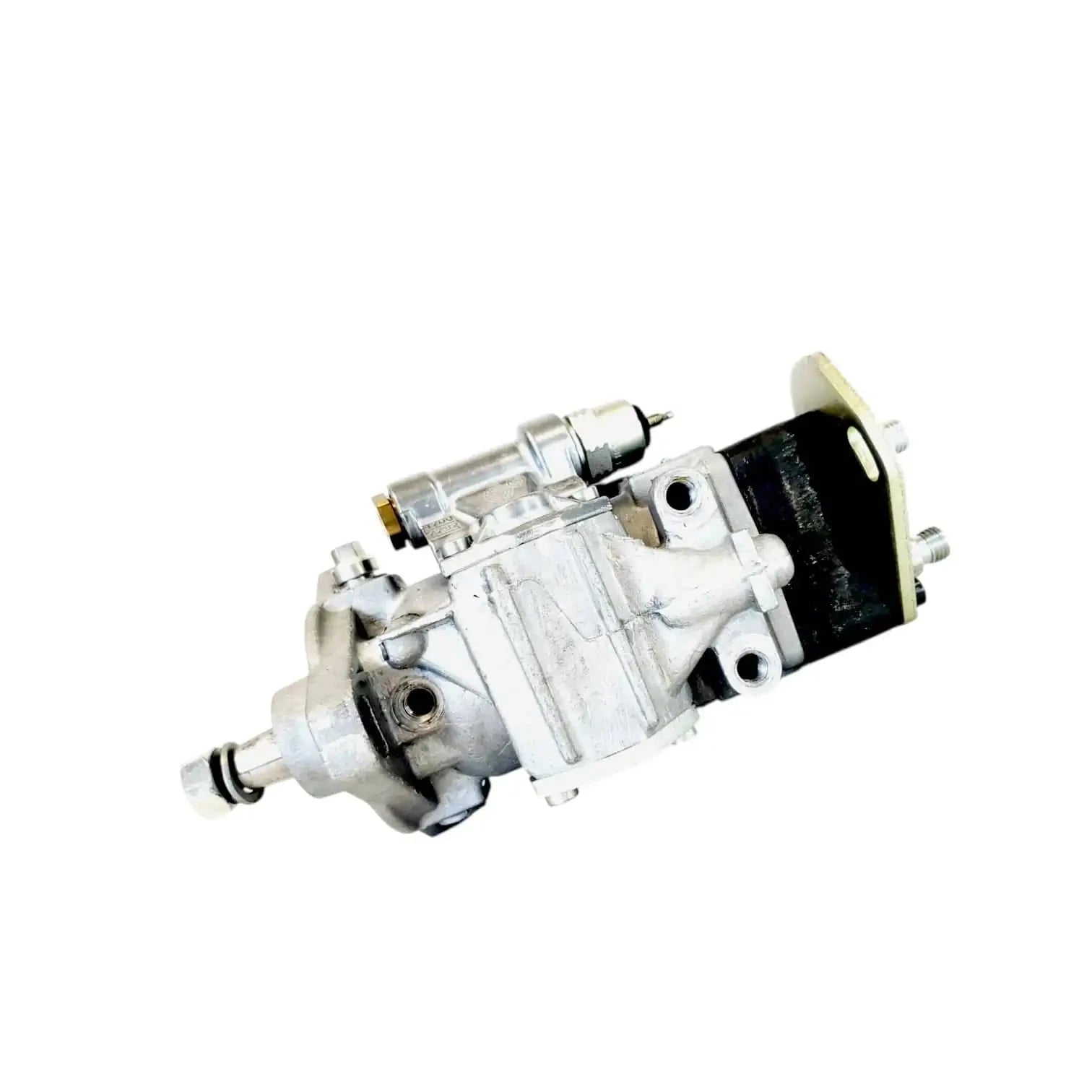 Fuel injector pump for Mahindra tractor, durable metal, essential for efficient engine performance