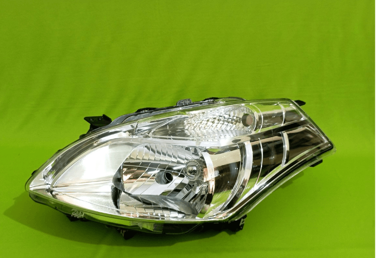 Headlight Fit for MARUTI ERTIGA 1ST GEN - 35321M60M00 - MARUTI SUZUKI - StellerGear