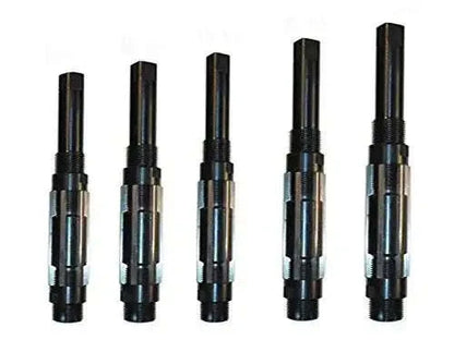 Adjustable hand reamer set with five metal reamers, knurled handles