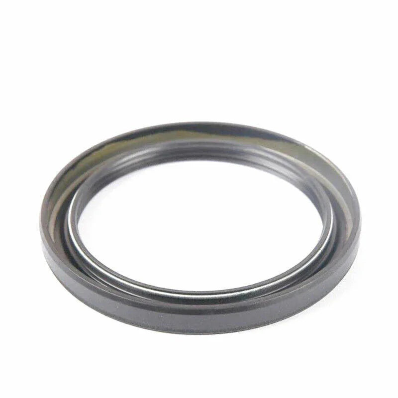 Rubber oil seal ring for rear axle with circular metal housing