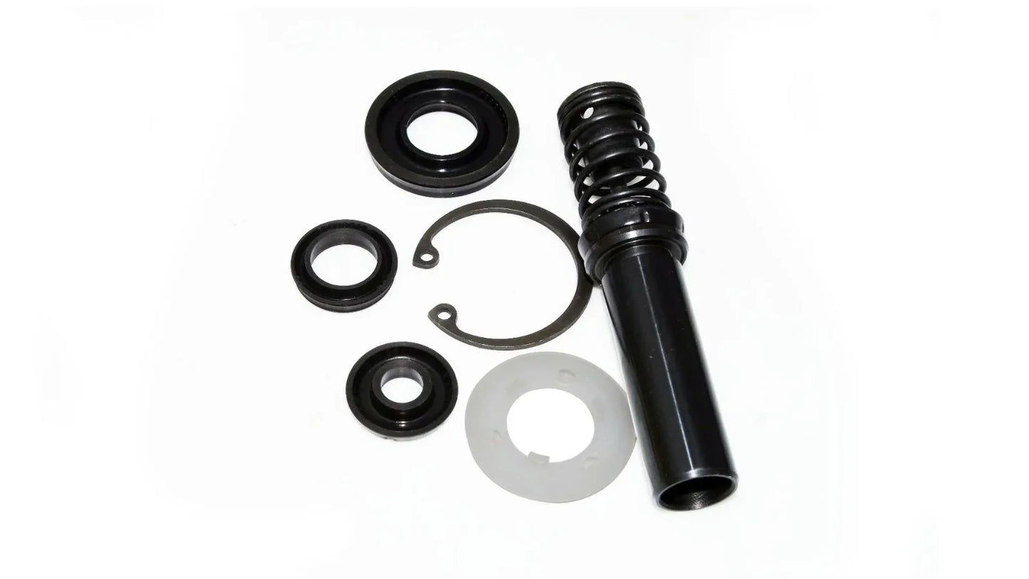 Brake master cylinder minor kit parts: piston rod, seals, gaskets and spring