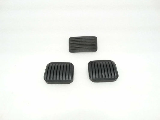 Set of 3 black rubber Jeep pedal pads: brake, clutch and throttle