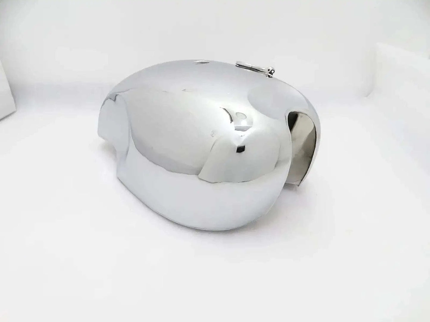 BSA A65 SPITFIRE 4 GALLON CHROME STEEL PETROL TANK (REP) - StellerGear