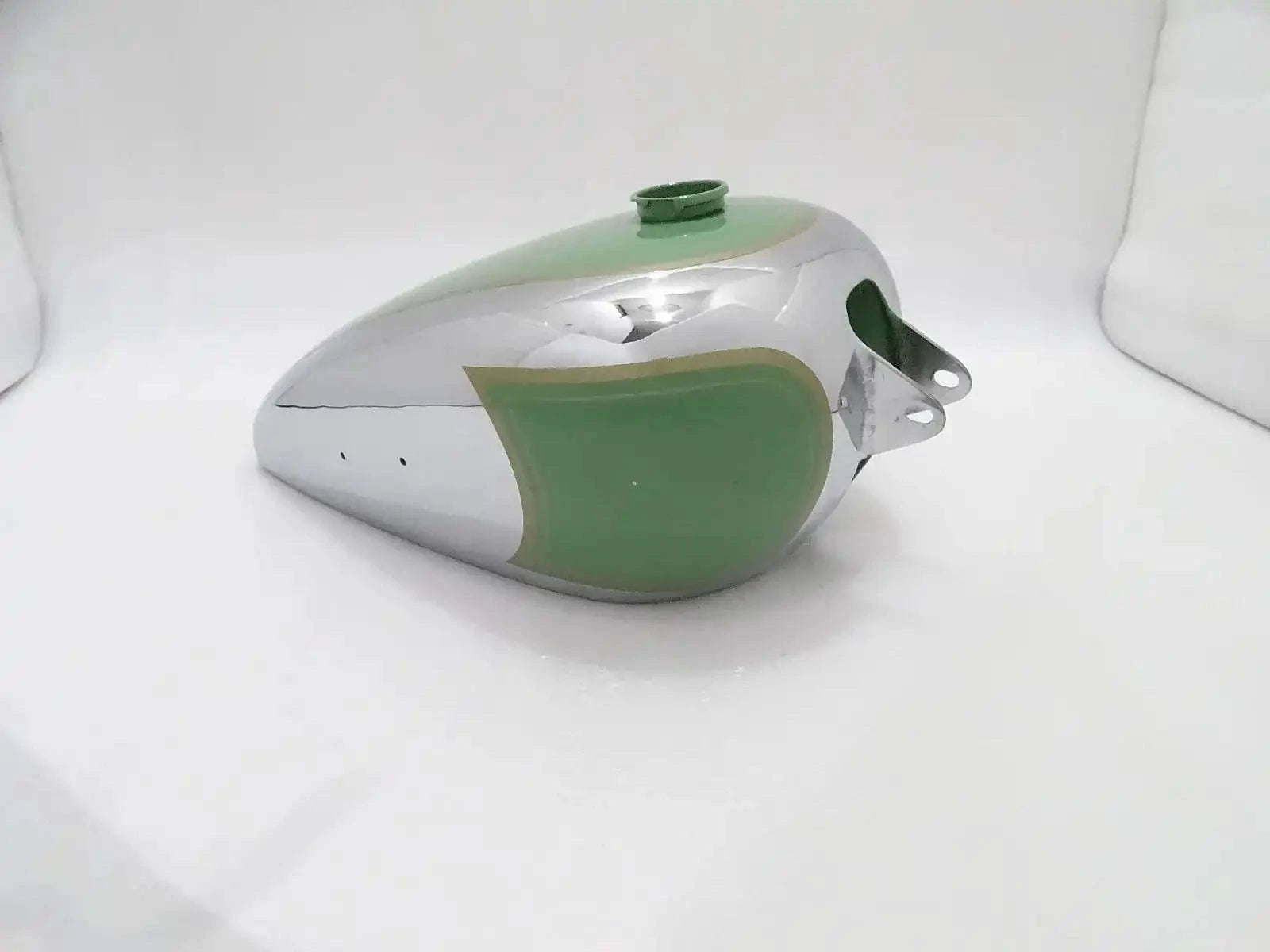 BSA B31 GREEN PAINTED CHROME PETROL TANK (REPRODUCTION) - StellerGear