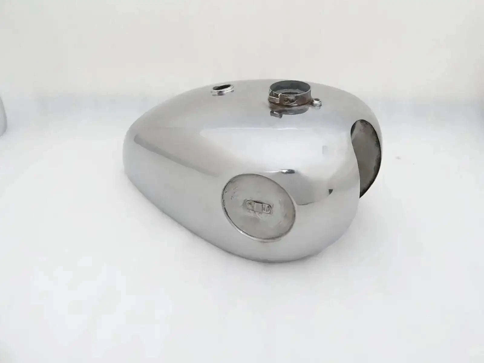 BSA GOLDSTAR POLISHED RAW STEEL PETROL TANK - StellerGear