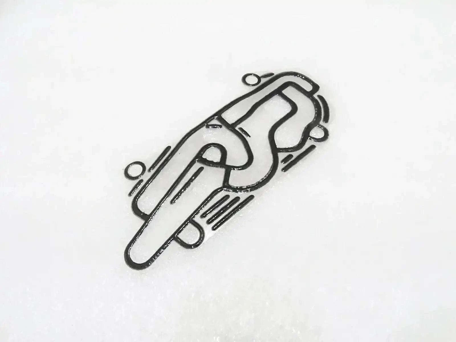 Transmission gasket with bolt holes and molded seal edges
