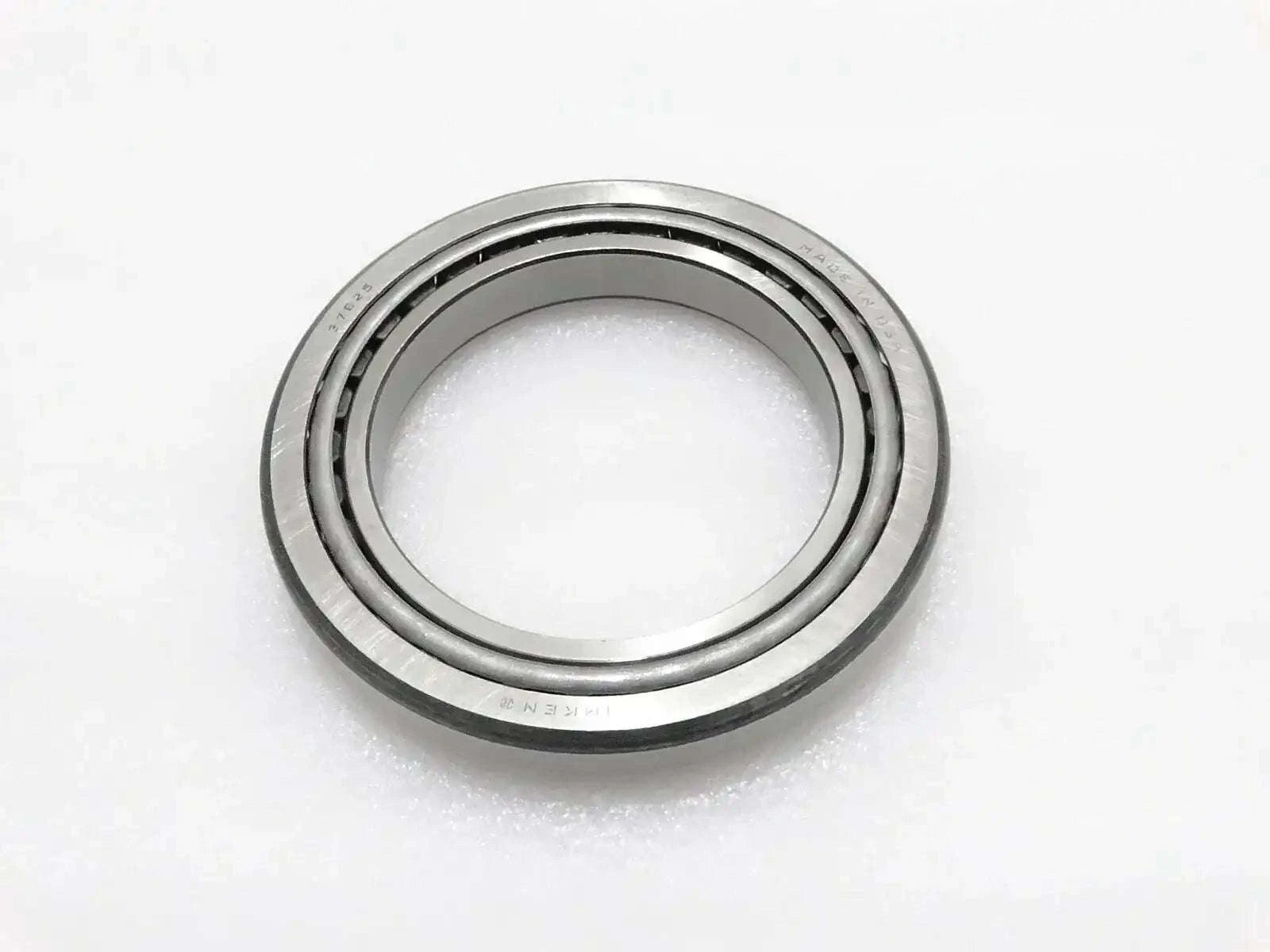 Front and rear hub bearing, silver steel bearing ring