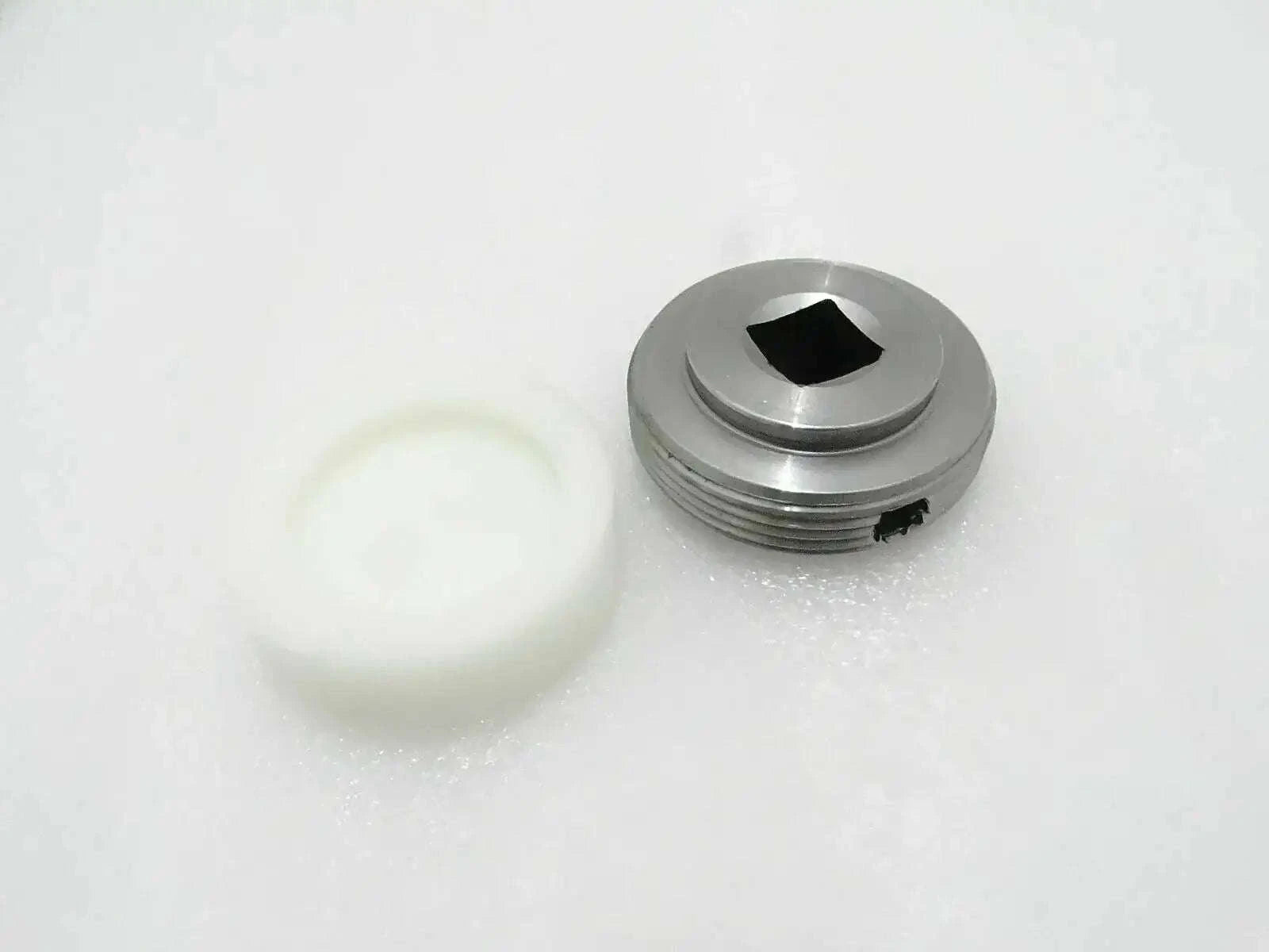 Metal wear pad stabiliser with threaded circular body and black hex socket
