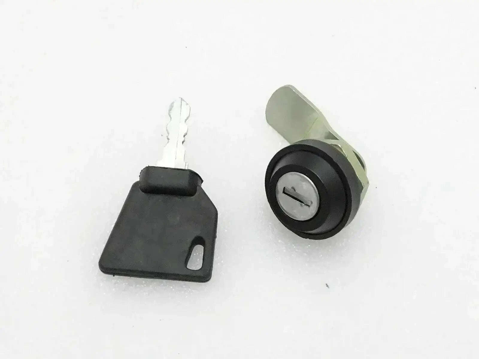 Bonnet hood lock with key and mounting bracket, black and green