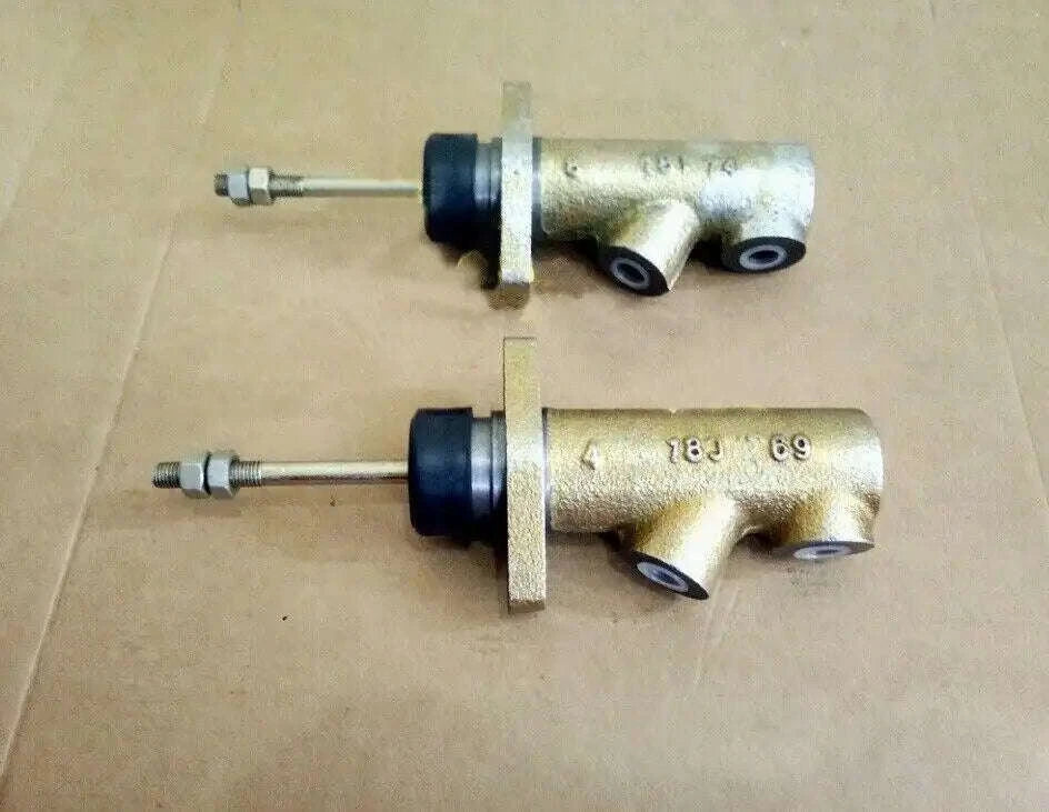 JCB backhoe brake master cylinder set, durable metal, essential for hydraulic brake systems