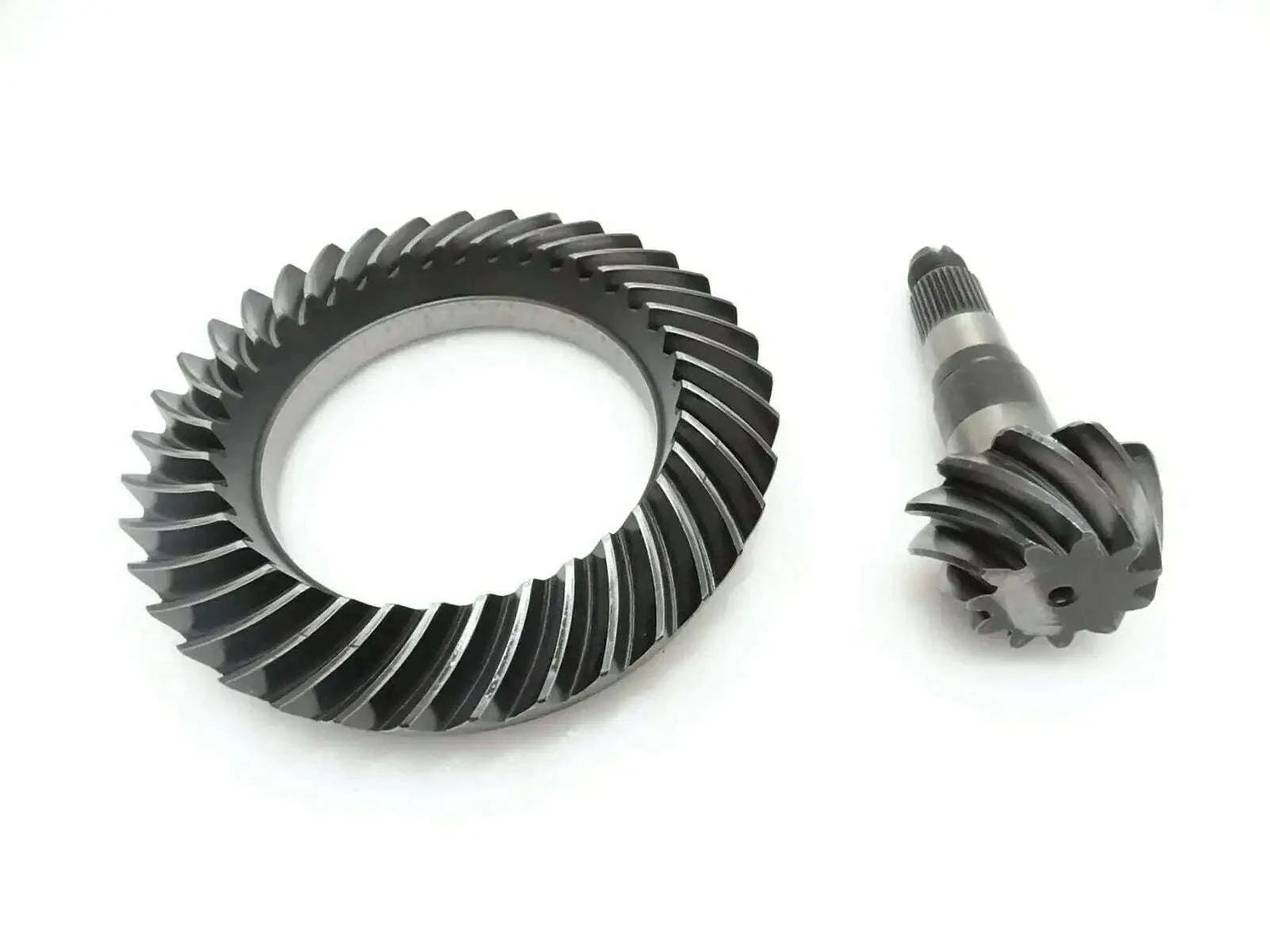 Crown wheel and pinion gear set with ring gear and pinion, dark metal