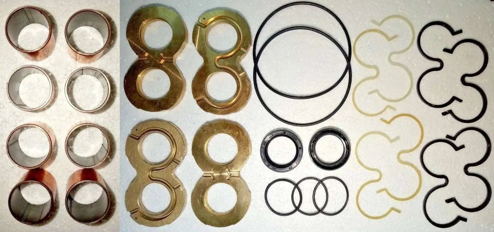 Hydraulic pump repair kit with round O-rings and metal gasket seals, assorted sizes