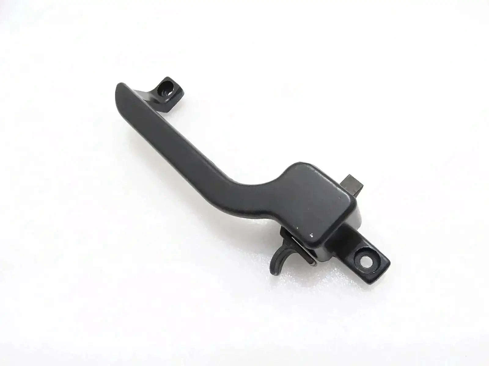 Rear window latch handle with mounting bracket, black
