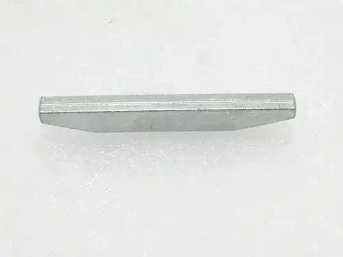 Massey Ferguson 135 crankshaft key replacement part, durable steel design