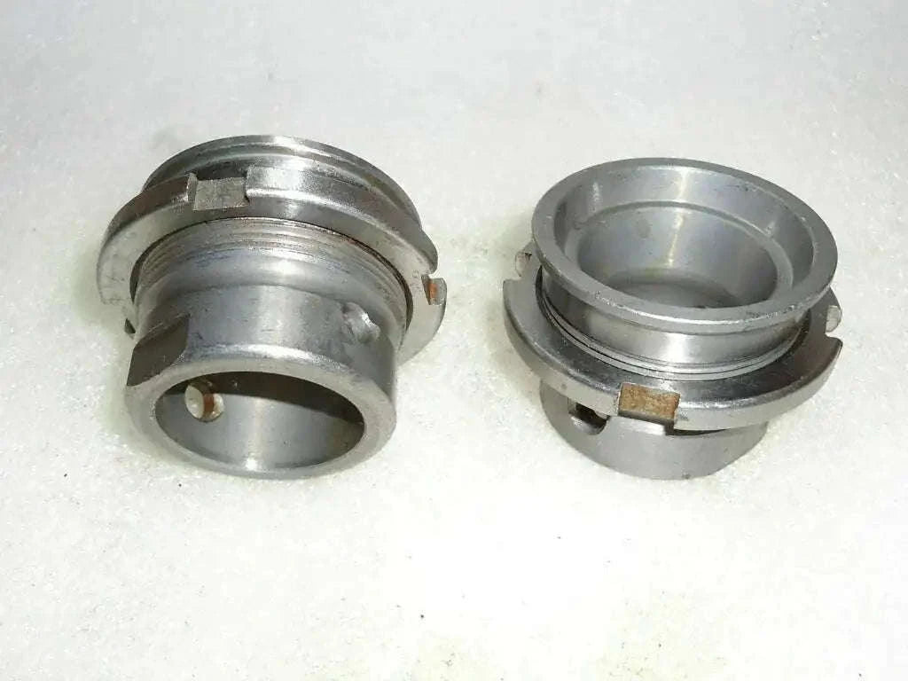 Steering gear ring and cup set, aluminum, for Massey Ferguson model tractors, ensuring precise steering performance