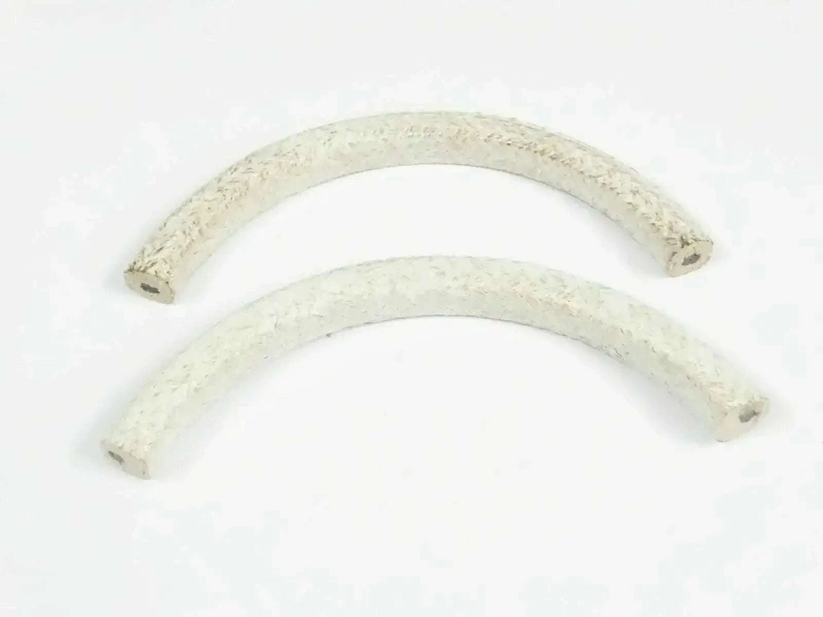 Crankshaft oil rope seal set, two curved beige rope seals