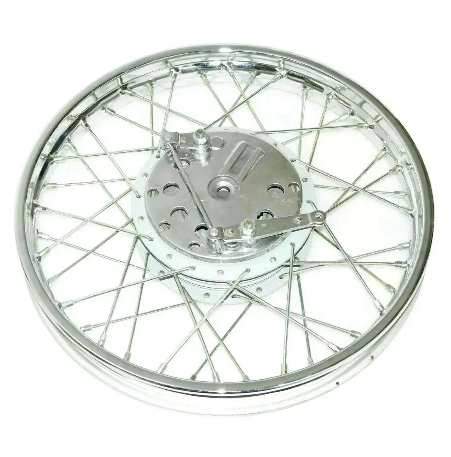 19-inch front wheel rim with chrome spokes and 7-inch hub drum