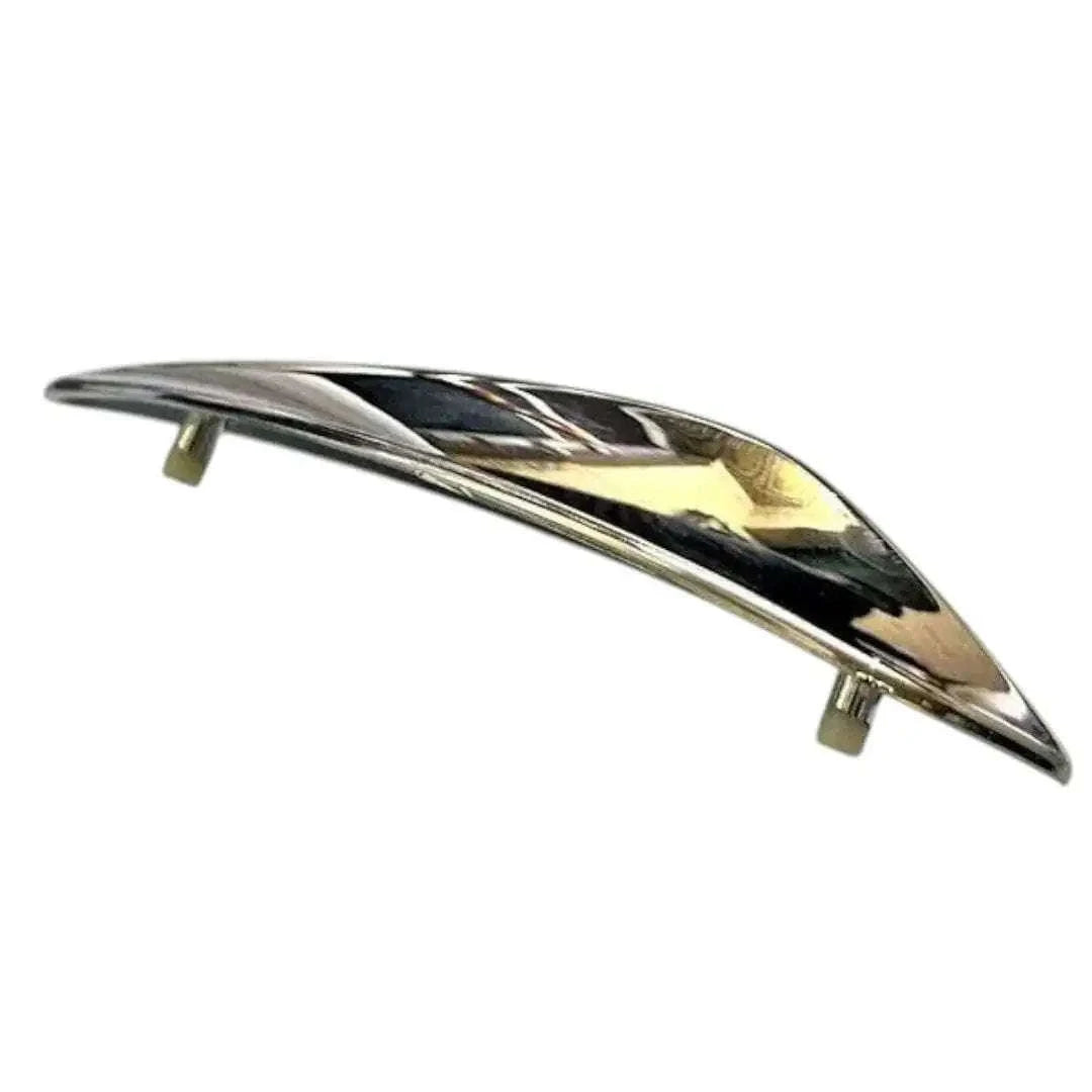 Front mudguard crest for Vespa scooter LX models with stylish protection