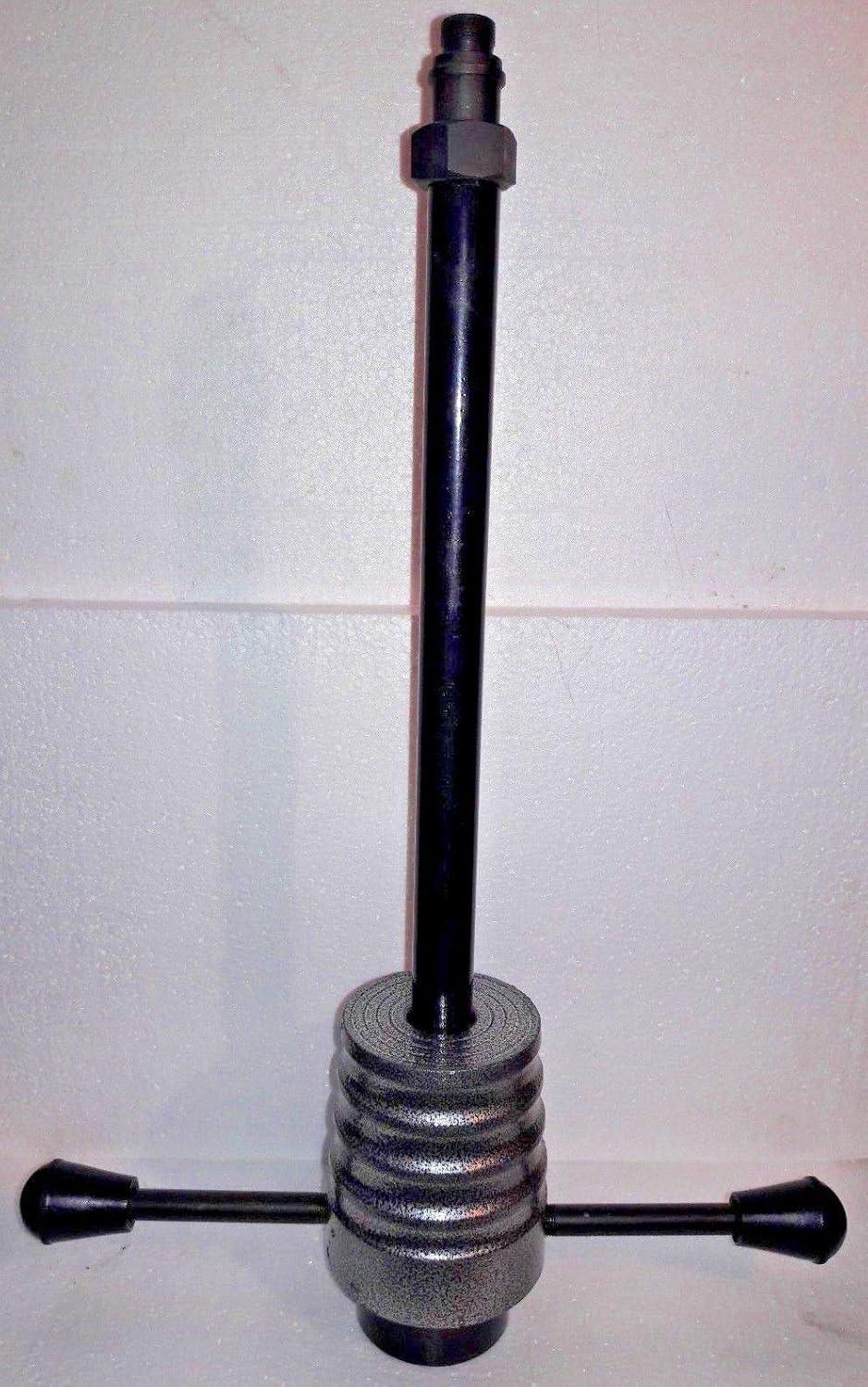Injector puller tool with long threaded rod and spring-loaded base