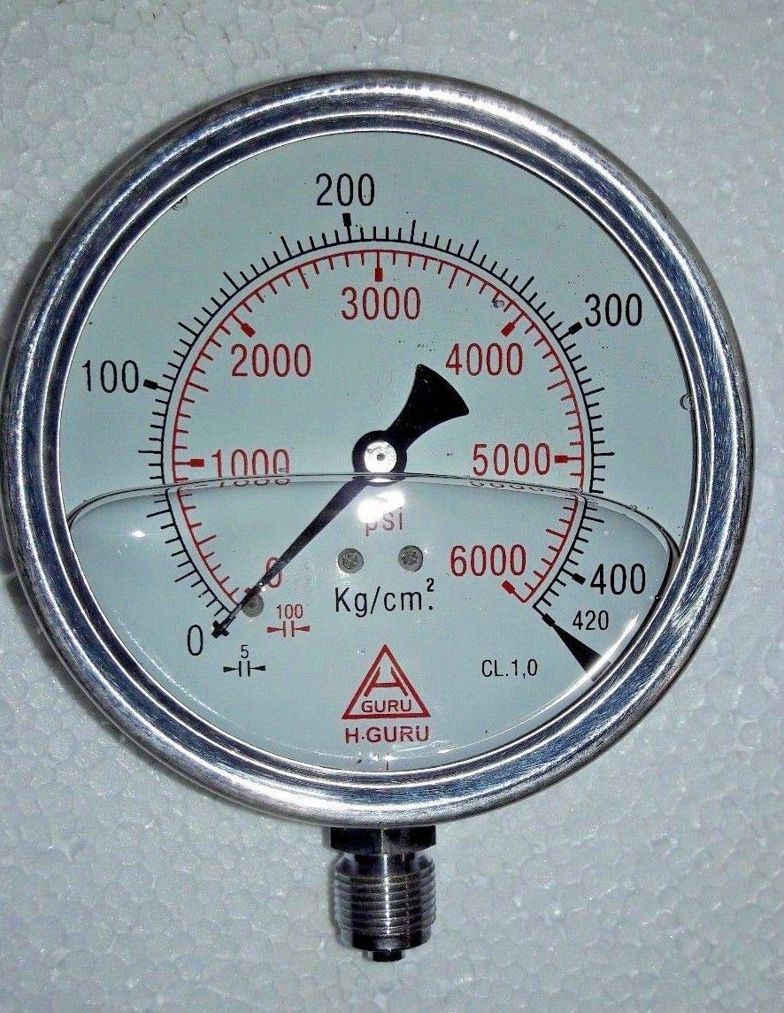 Air pressure gauge tire, 60mm metal casing, measures up to 6000 PSI for tire inflation and maintenance.