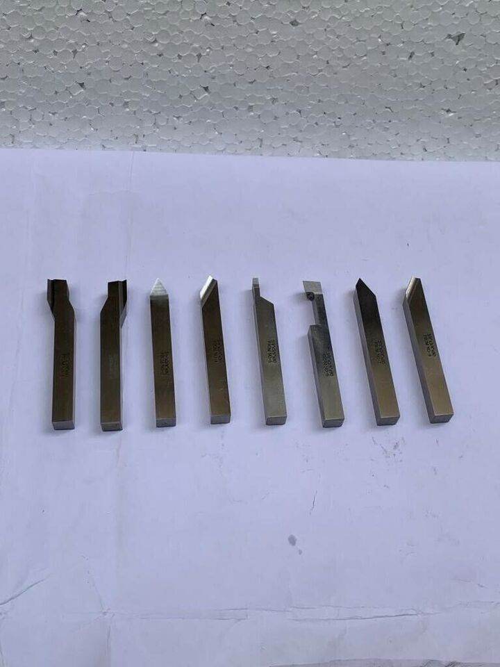 HSS M2 lathe tool set featuring nine pre-formed tools for precision machining