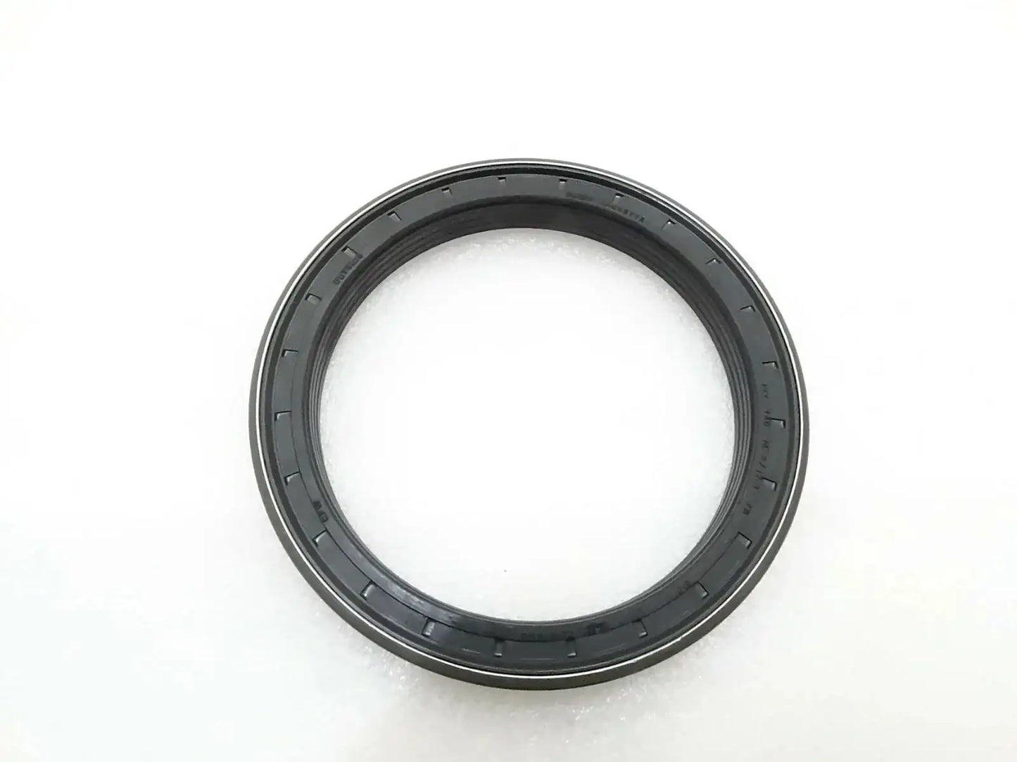 Wheel hub seal ring, round black rubber seal with metal edge