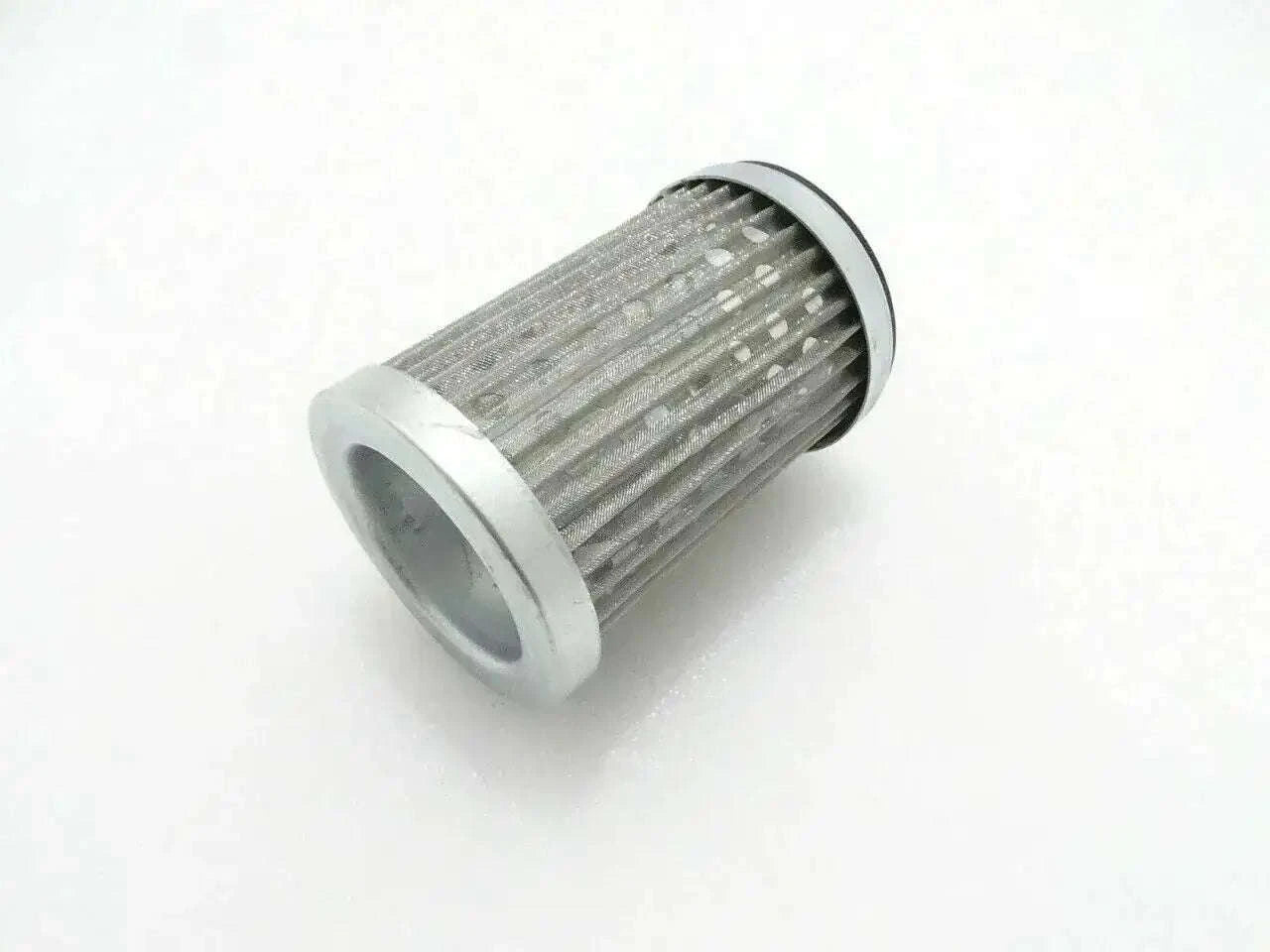 Hydraulic filter cartridge with metal end caps and pleated filter element