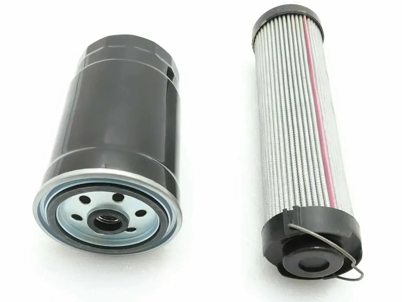 JCB 3CX filter service set with oil filter and hydraulic filter for equipment maintenance