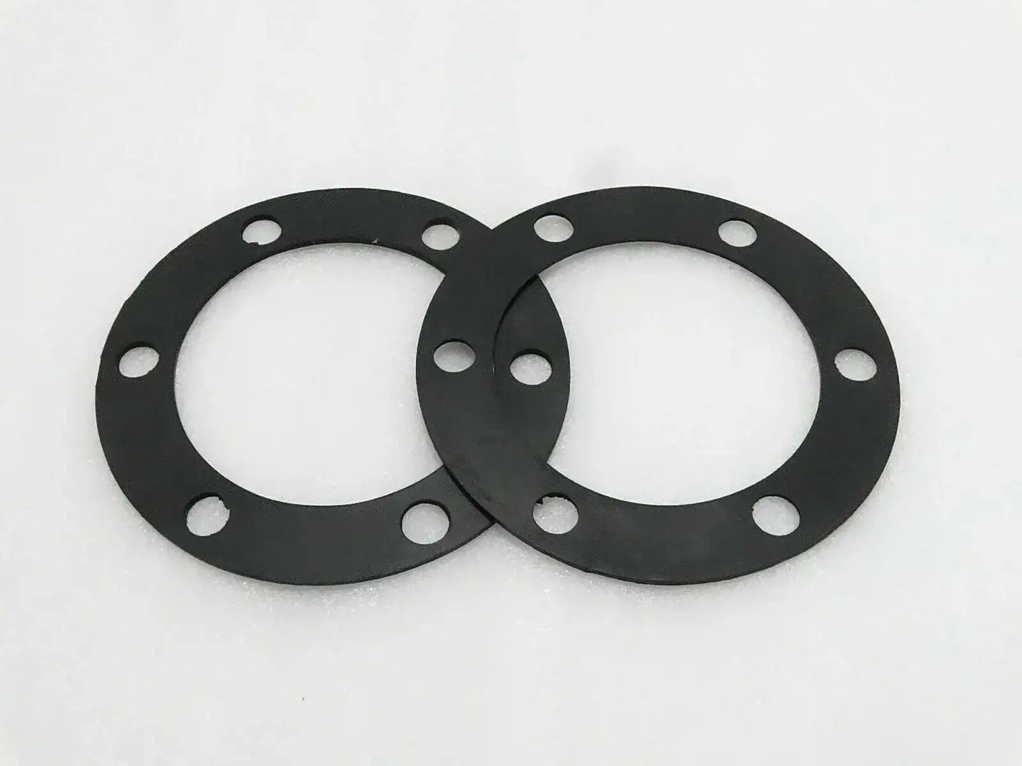 JCB 3cx hydraulic tank gasket pair, durable rubber, designed for sealing hydraulic tanks