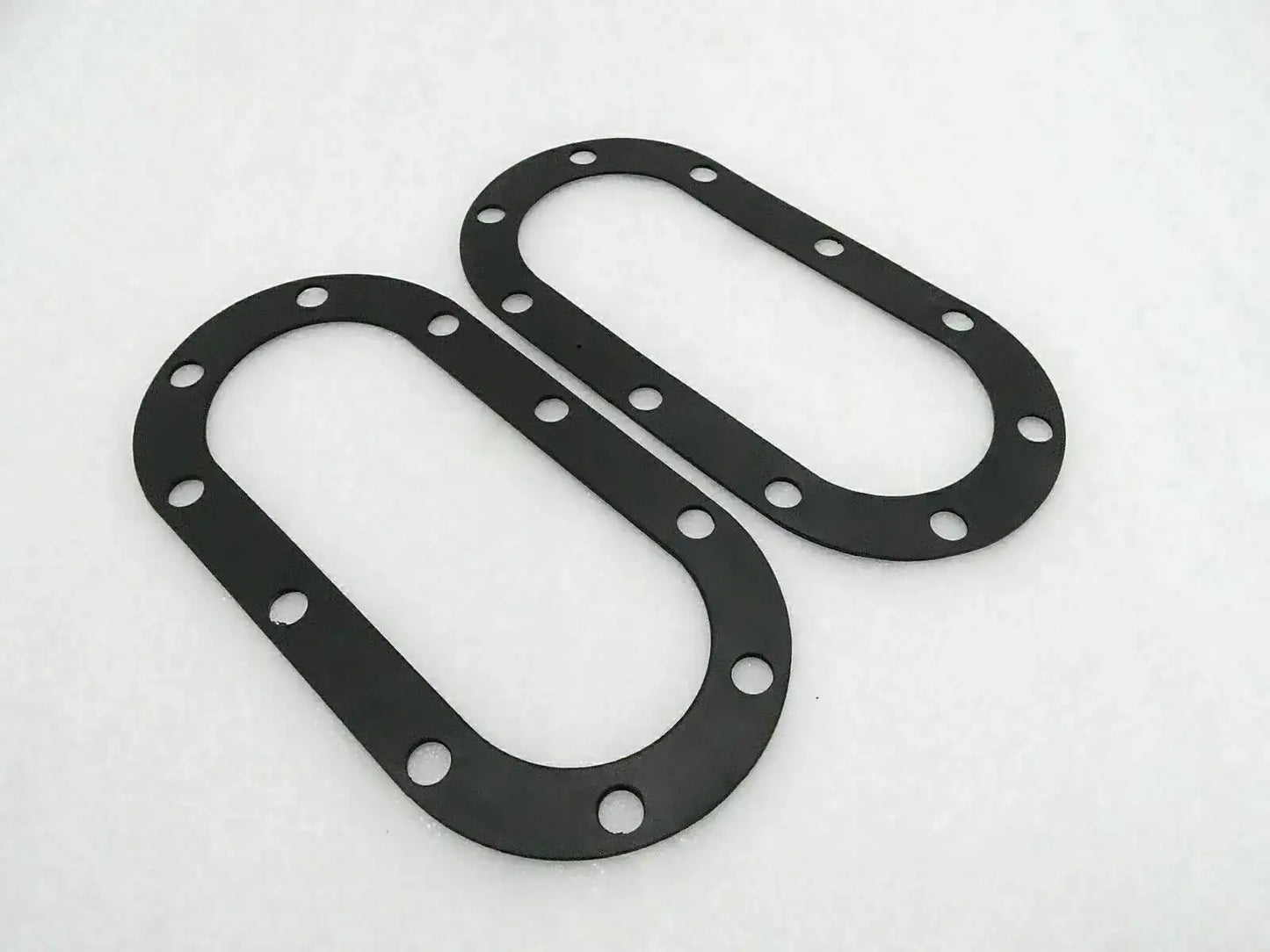 Hydraulic tank gasket pair, black oval rubber seals with bolt holes