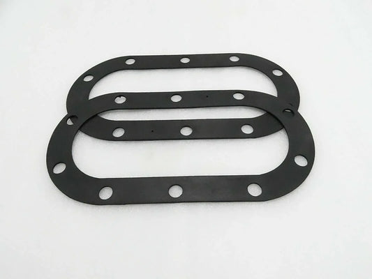 JCB 3CX hydraulic tank gasket pair, durable rubber, designed for sealing hydraulic tanks