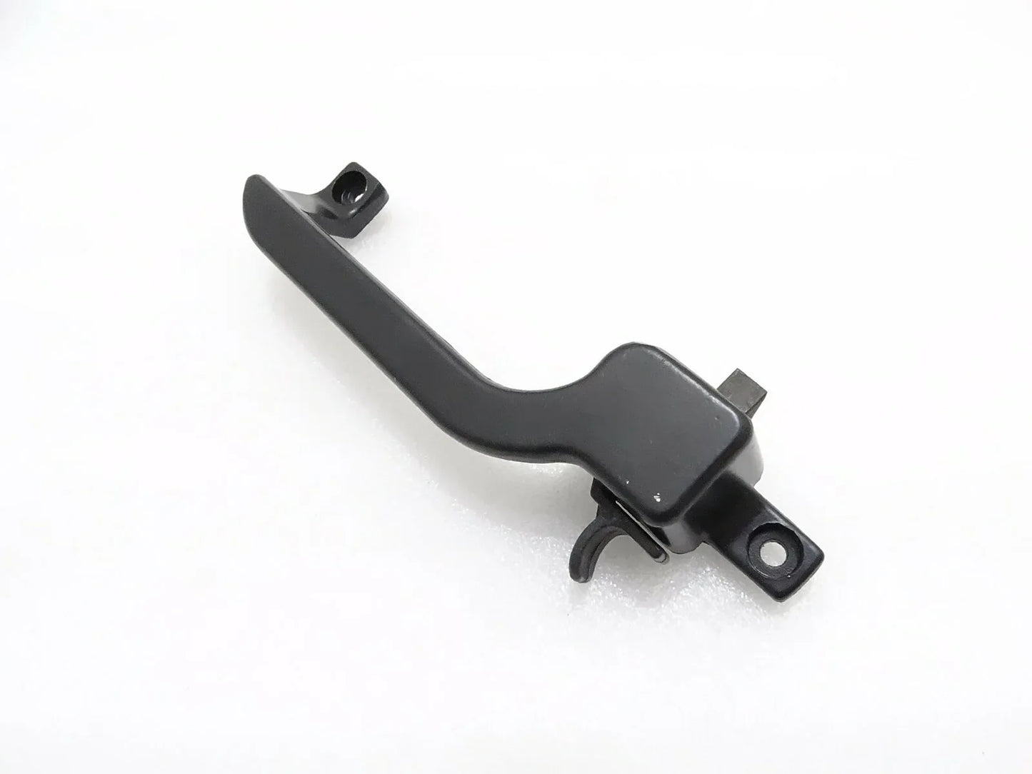Rear window latch handle with mounting bracket, black