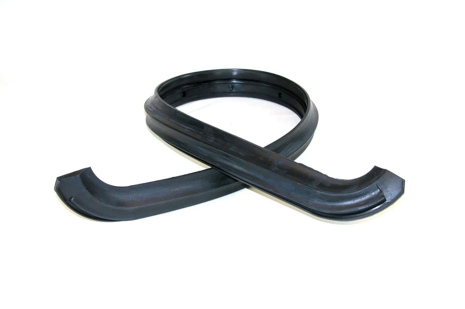 Rubber windshield-to-cowl seal strip, dark